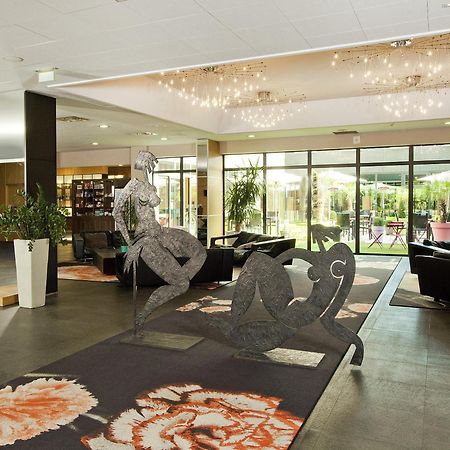 Residhome Suites Paris Senart 루생 외부 사진