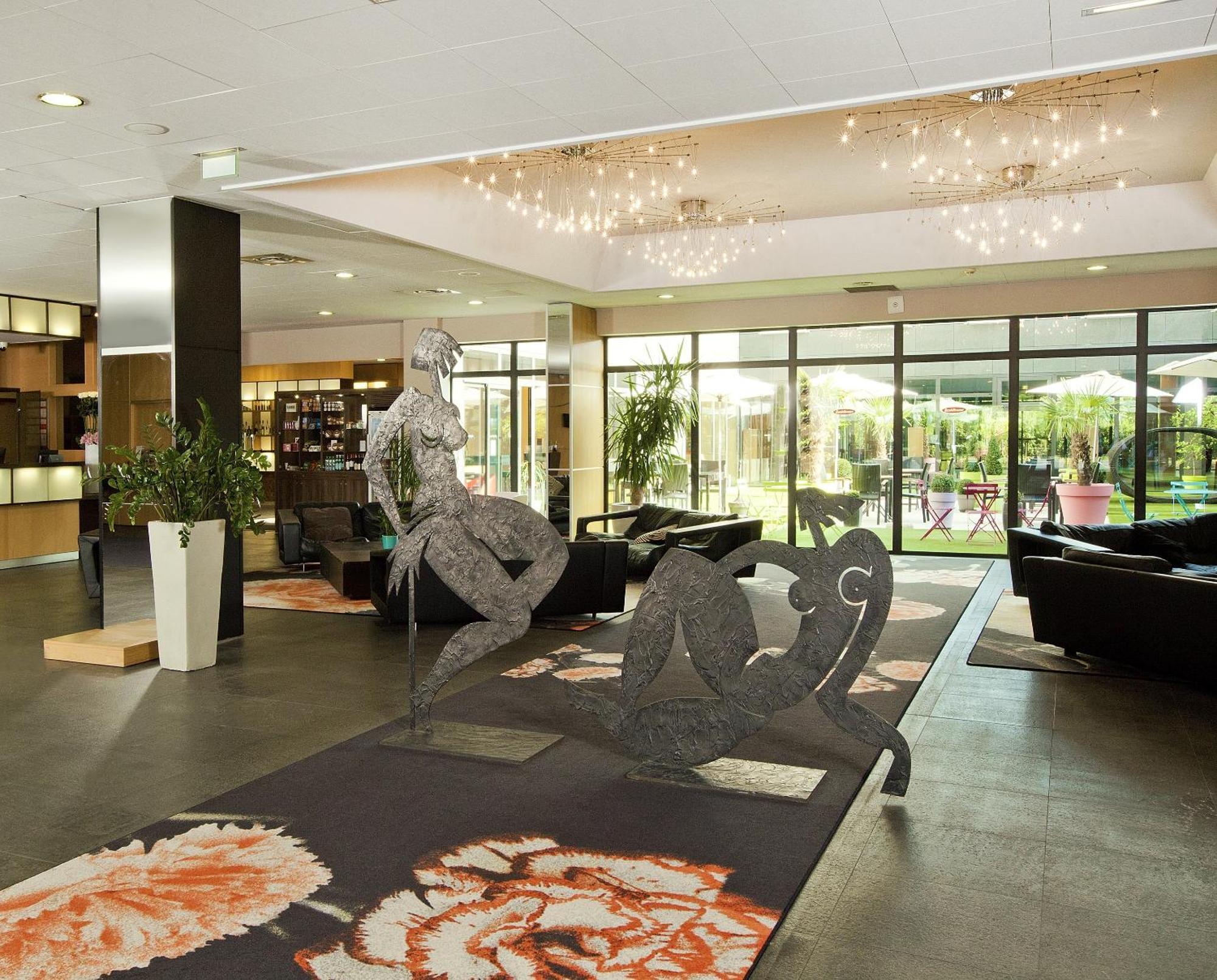 Residhome Suites Paris Senart 루생 외부 사진
