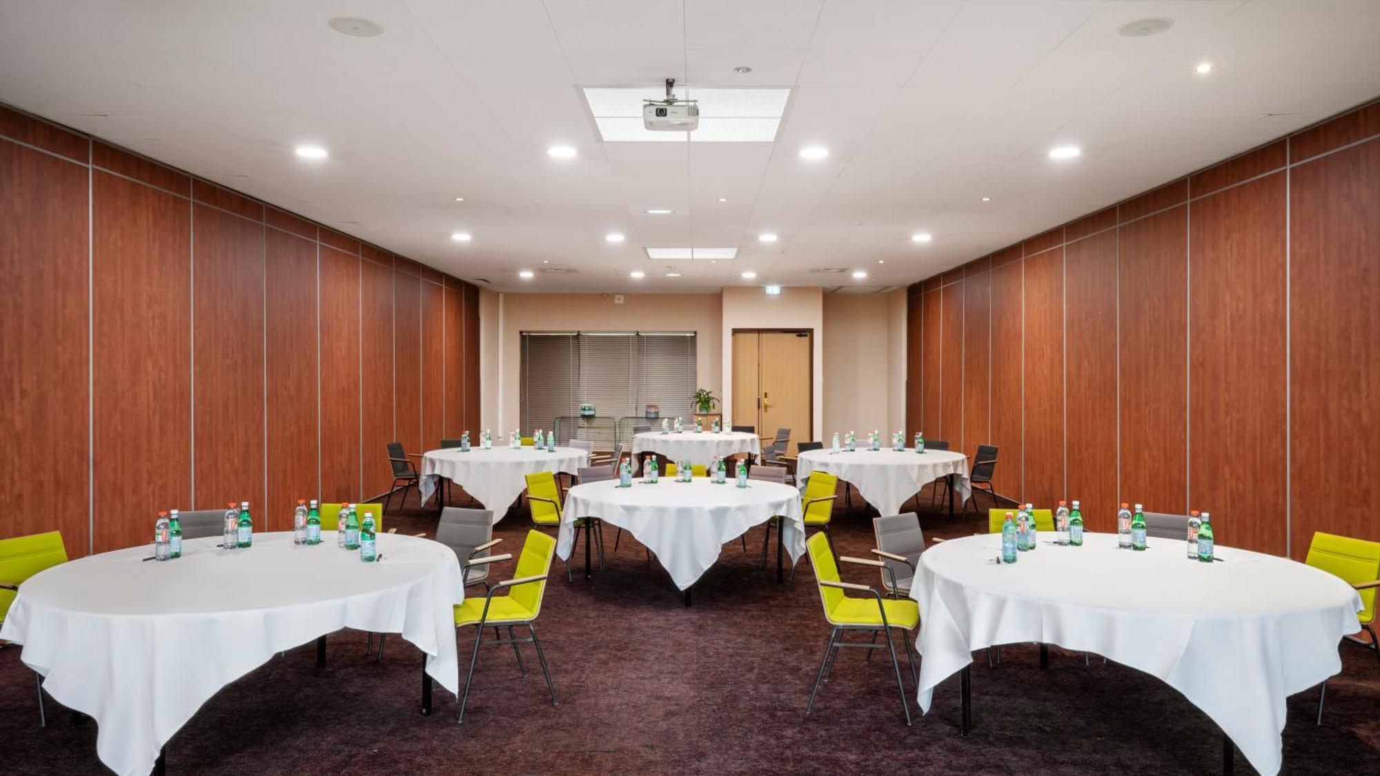 Residhome Suites Paris Senart 루생 외부 사진