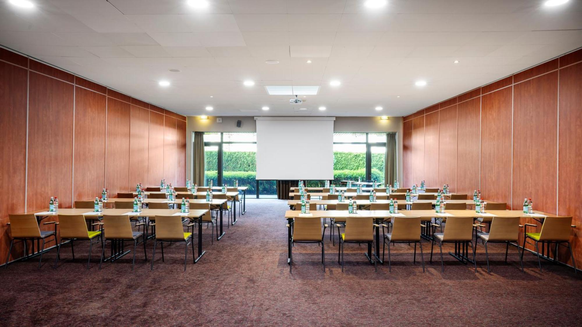 Residhome Suites Paris Senart 루생 외부 사진